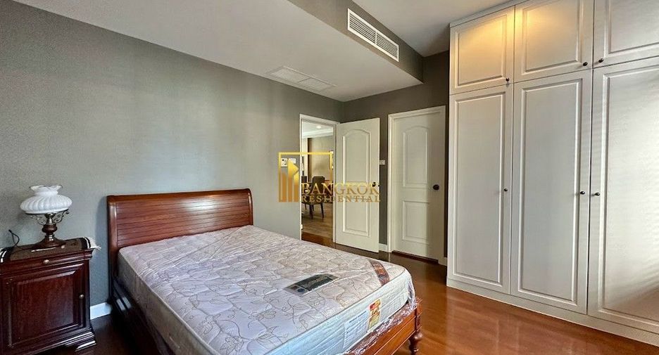 À louer 3 chambres condo à Sathon, Bangkok