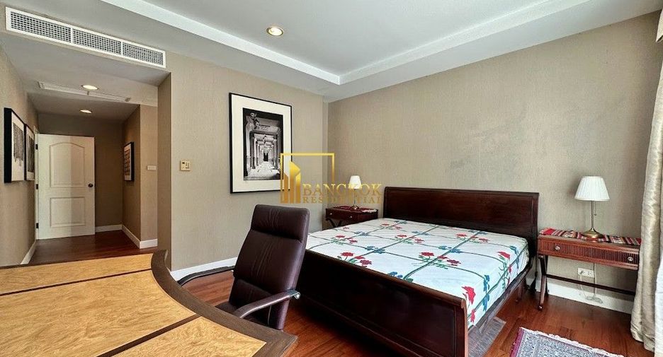 À louer 3 chambres condo à Sathon, Bangkok