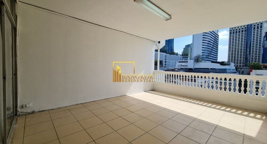 出租 4 卧室 公寓 在 Khlong Toei, 曼谷