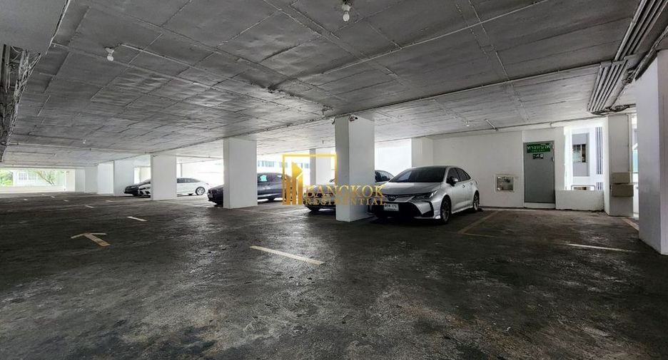 出租 4 卧室 公寓 在 Khlong Toei, 曼谷