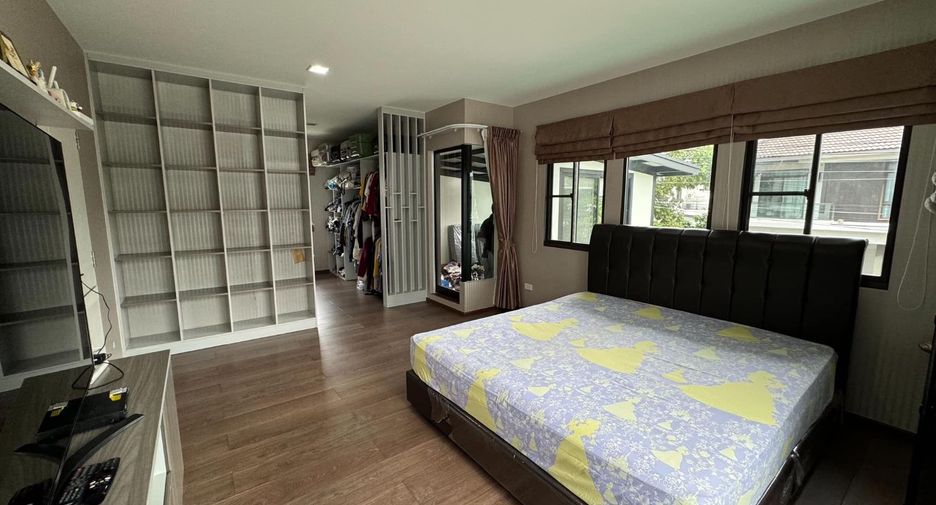 Casa en venta de 4 habitaciones en Bang Phli, Samut Prakan