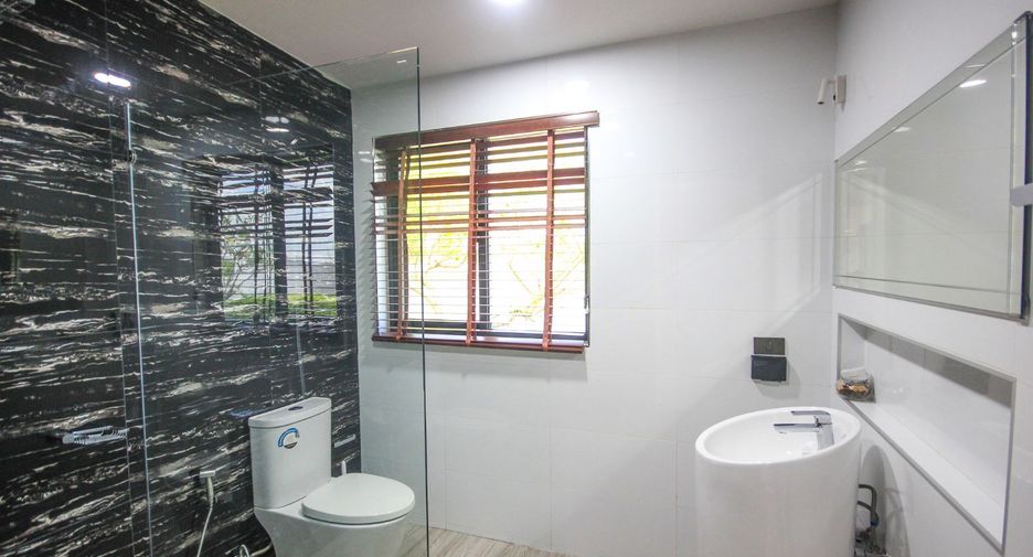 For sale 3 bedrooms villa in Hua Hin, Prachuap Khiri Khan