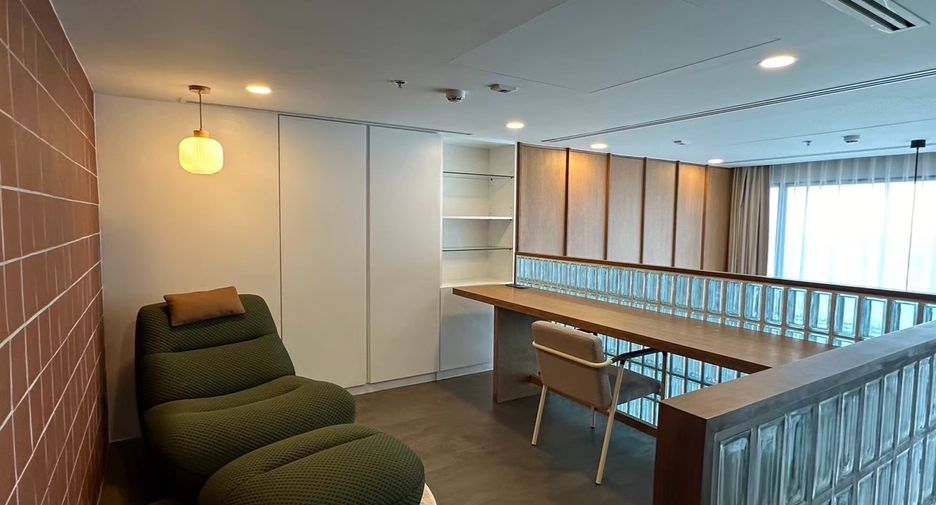 For sale 2 bedrooms condo in Bang Rak, Bangkok