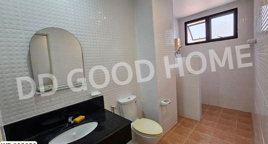 For sale 3 bedrooms townhouse in Hua Hin, Prachuap Khiri Khan