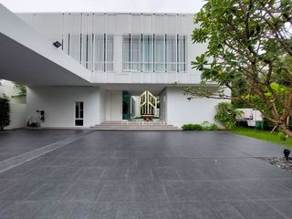 For sale 4 bed house in Bang Phli, Samut Prakan