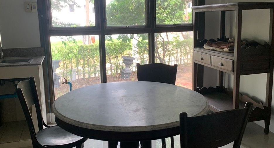 For sale 4 bed house in Lam Luk Ka, Pathum Thani