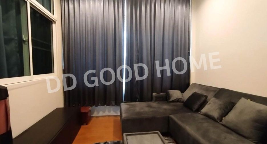 For sale 5 bedrooms townhouse in Phasi Charoen, Bangkok