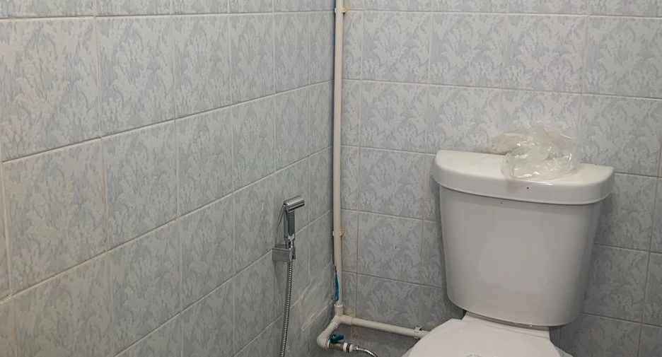 Аренда 2 спальни таунхаус в Пхра Кханонг, Бангкок