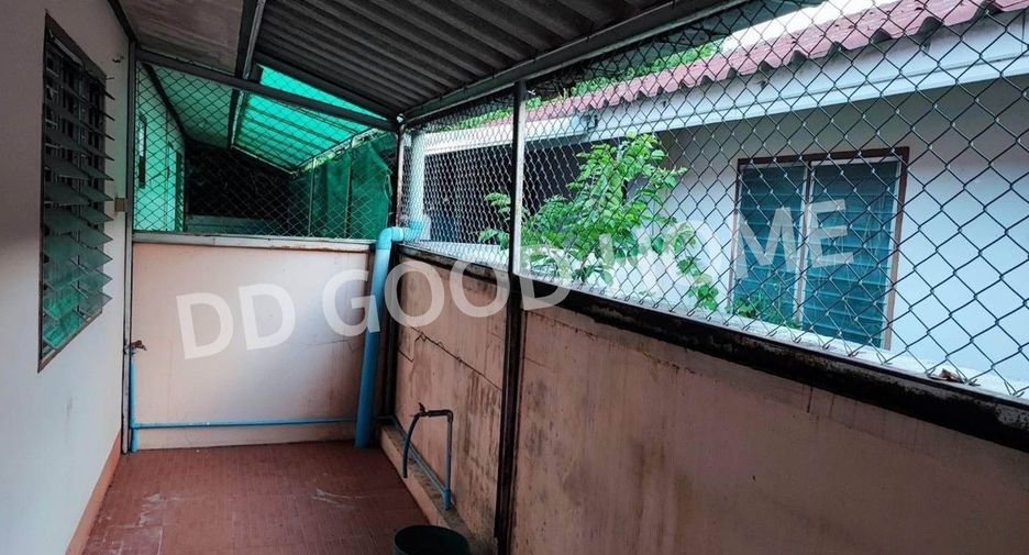 For sale 2 ベッドルーム townhouse in Mueang Nakhon Ratchasima, Nakhon Ratchasima