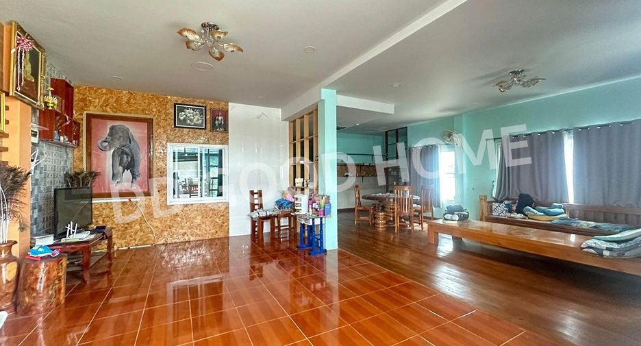 For sale 4 bed house in Mueang Chaiyaphum, Chaiyaphum