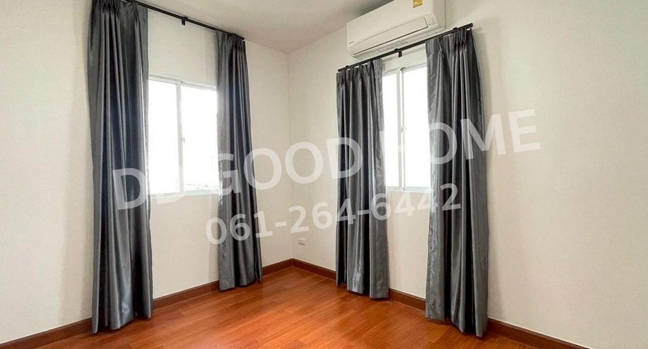 For sale 3 ベッドルーム townhouse in Bang Sao Thong, Samut Prakan
