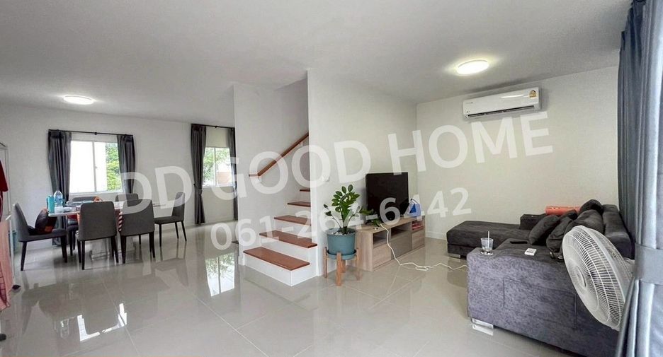 For sale 3 ベッドルーム townhouse in Bang Sao Thong, Samut Prakan