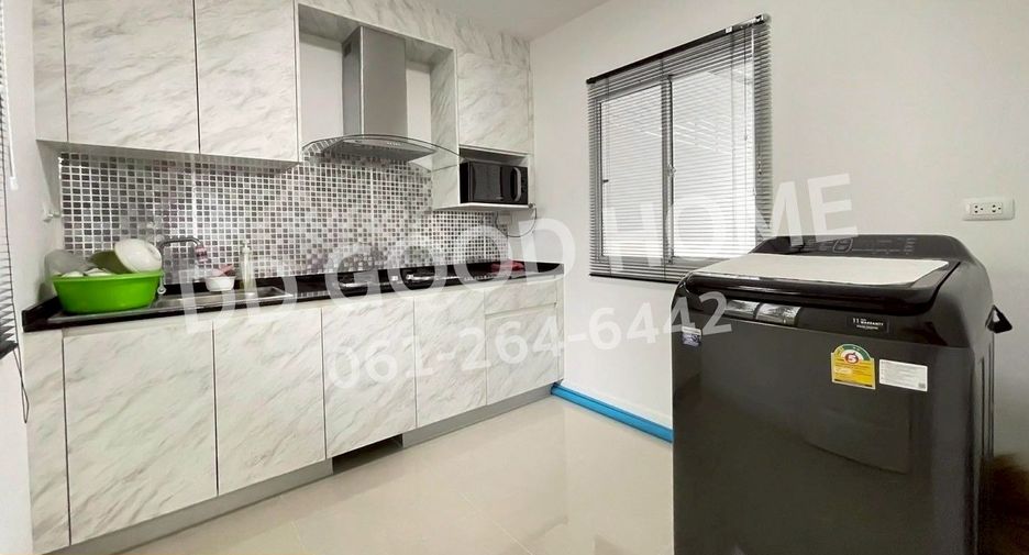 For sale 3 ベッドルーム townhouse in Bang Sao Thong, Samut Prakan