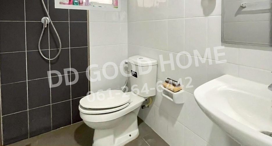 For sale 3 ベッドルーム townhouse in Bang Sao Thong, Samut Prakan