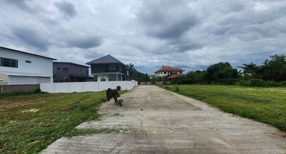 For sale land in Saraphi, Chiang Mai