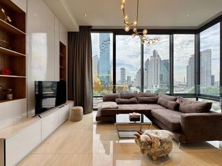 For rent 2 bedrooms condo in Bang Rak, Bangkok