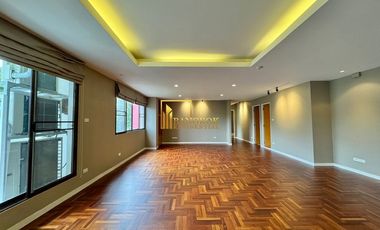 À louer 2 chambres condo à Pathum Wan, Bangkok
