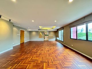 Condo en alquiler de 2 habitaciones en Pathum Wan, Bangkok