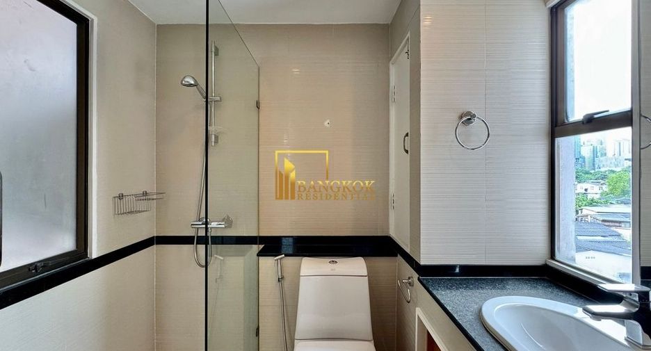 À louer 2 chambres condo à Pathum Wan, Bangkok