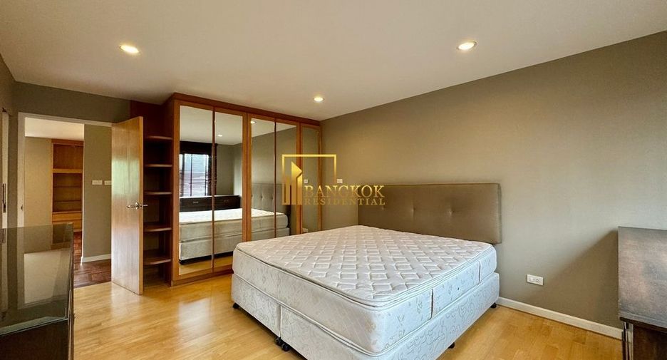 À louer 2 chambres condo à Pathum Wan, Bangkok