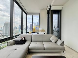 For rent 2 bedrooms condo in Bang Rak, Bangkok