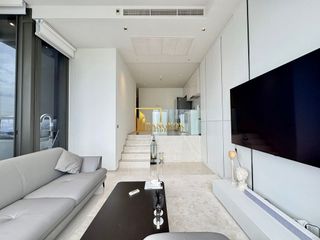 For rent 2 bedrooms condo in Bang Rak, Bangkok
