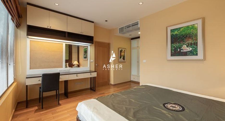 Wohnung zur Miete mit 2 Zimmer in Khlong Toei, Bangkok
