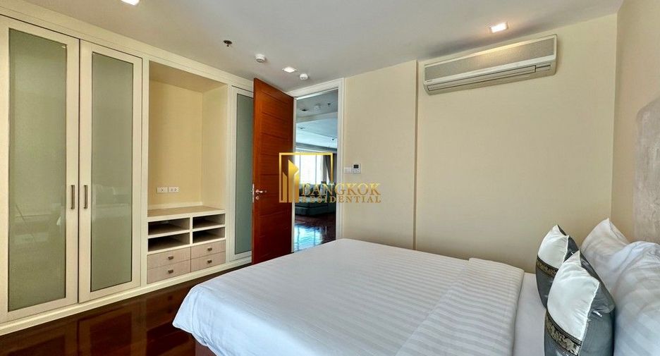 Apartamento en alquiler de 3 habitaciones en Khlong Toei, Bangkok