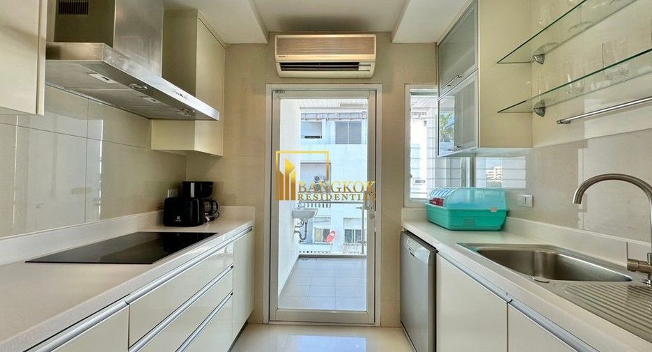 Apartamento en alquiler de 3 habitaciones en Khlong Toei, Bangkok