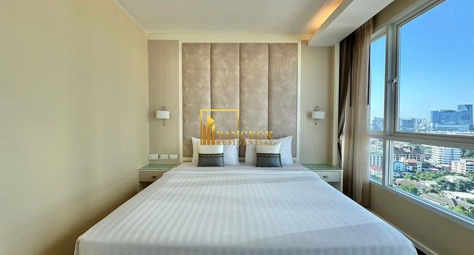 Apartamento en alquiler de 3 habitaciones en Khlong Toei, Bangkok