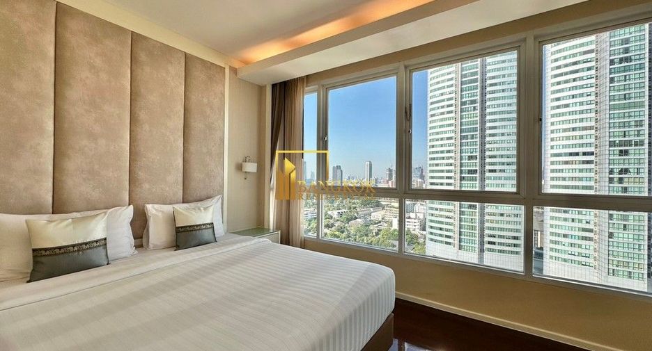 Apartamento en alquiler de 3 habitaciones en Khlong Toei, Bangkok