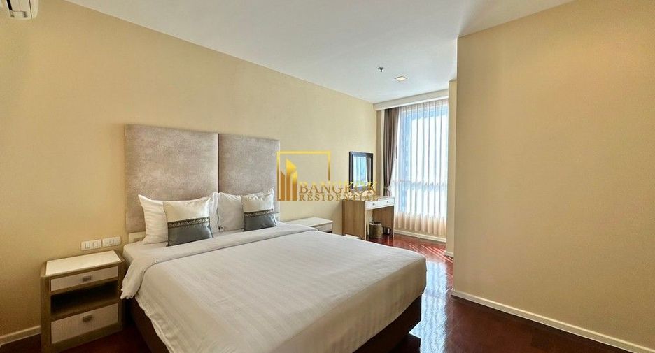 Apartamento en alquiler de 3 habitaciones en Khlong Toei, Bangkok