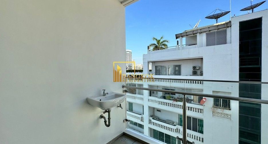 Apartamento en alquiler de 3 habitaciones en Khlong Toei, Bangkok
