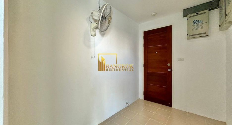Apartamento en alquiler de 3 habitaciones en Khlong Toei, Bangkok