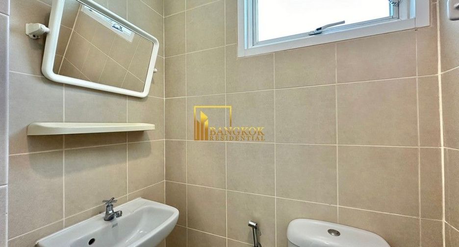 Apartamento en alquiler de 3 habitaciones en Khlong Toei, Bangkok