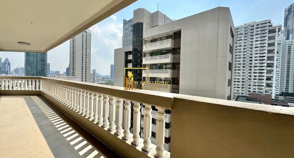 出租 3 卧室 公寓式住宅 在 Khlong Toei, 曼谷