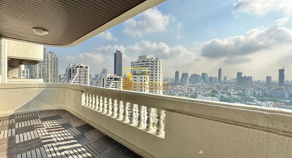 Apartamento en alquiler de 4 habitaciones en Watthana, Bangkok