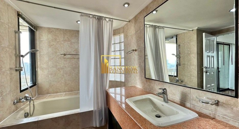 Apartamento en alquiler de 4 habitaciones en Watthana, Bangkok
