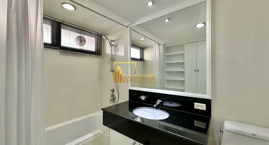 Apartamento en alquiler de 4 habitaciones en Watthana, Bangkok