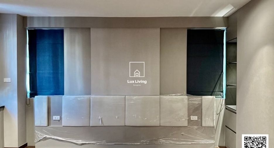 For sale 3 bedrooms condo in Khlong Toei, Bangkok