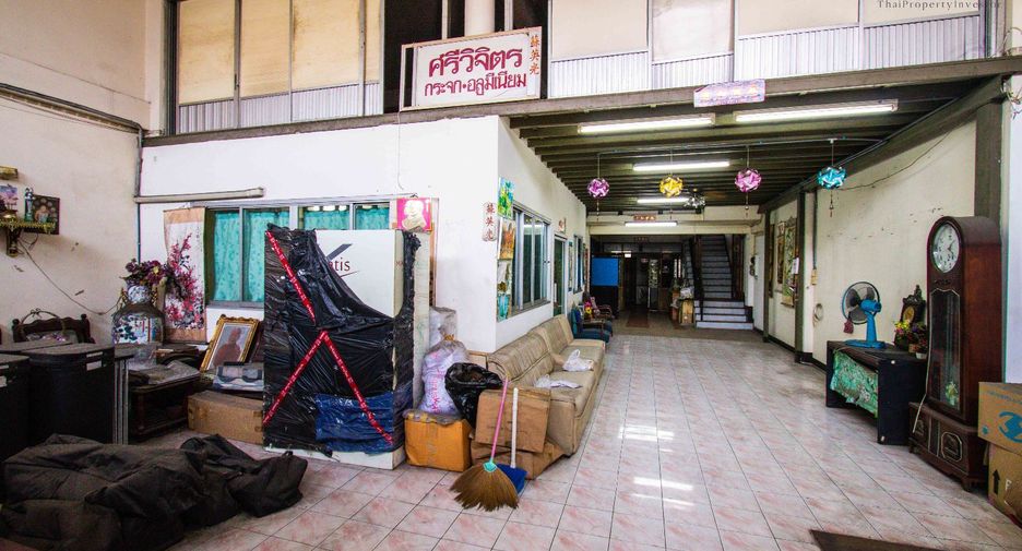 For sale retail Space in Mueang Samut Prakan, Samut Prakan