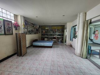 For sale retail Space in Mueang Samut Prakan, Samut Prakan