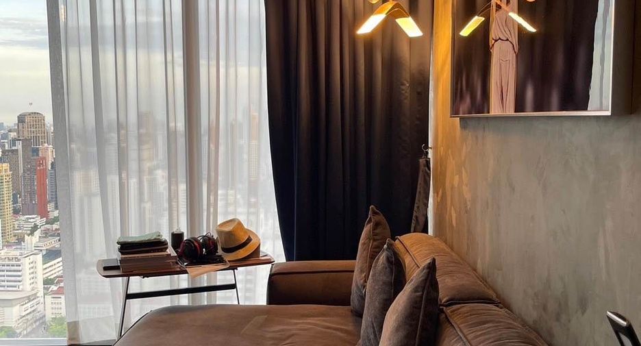 For rent and for sale 4 bedrooms condo in Watthana, Bangkok