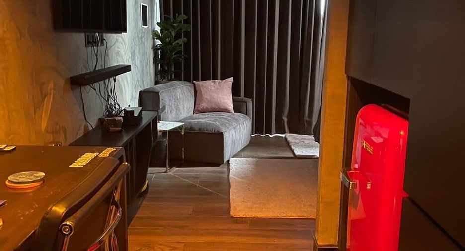 For rent and for sale 4 bedrooms condo in Watthana, Bangkok