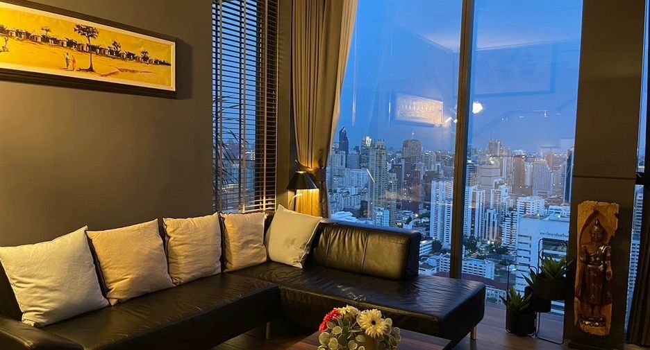 For rent and for sale 4 bedrooms condo in Watthana, Bangkok