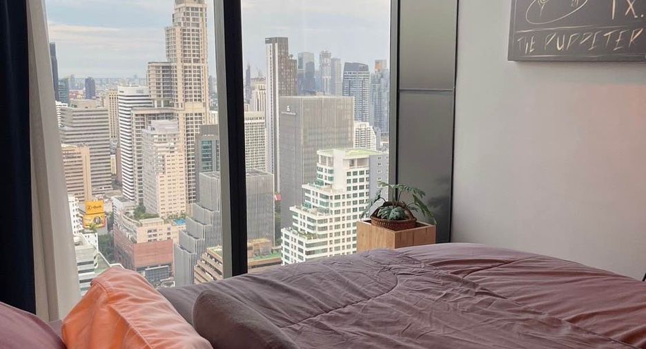 For rent and for sale 4 bedrooms condo in Watthana, Bangkok