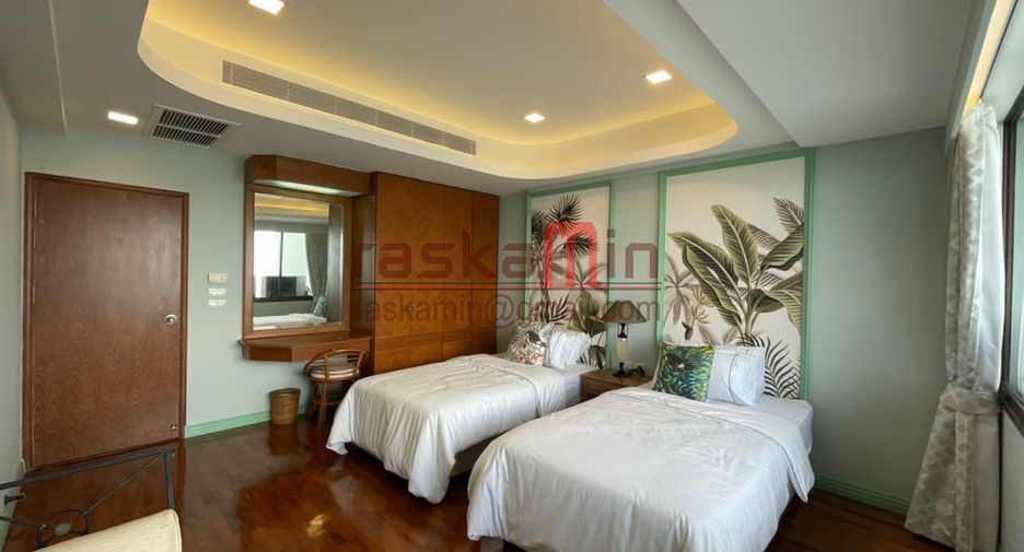 For sale 3 bedrooms condo in Sattahip, Chonburi