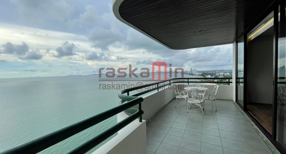 For sale 3 bedrooms condo in Sattahip, Chonburi