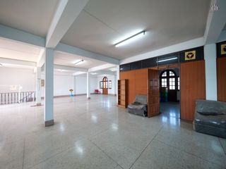 For sale 6 bed retail Space in Nakhon Chai Si, Nakhon Pathom