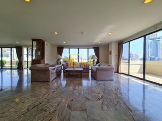 Apartamento en alquiler de 4 habitaciones en Watthana, Bangkok